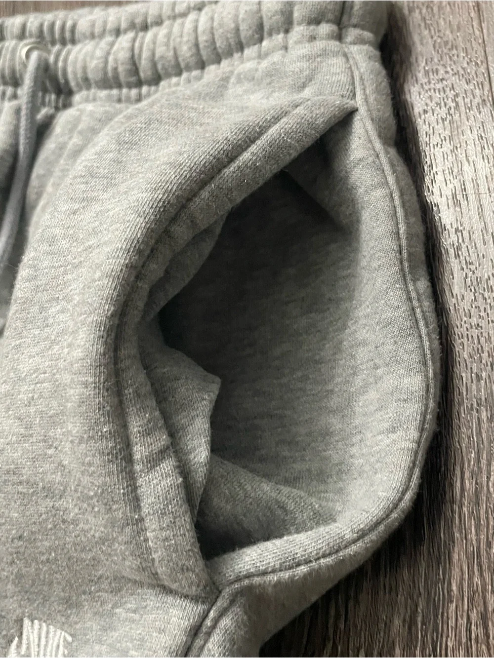 Nike Club Fleece Joggers READ